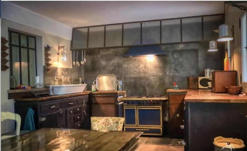 Villa - 230 m² - 10 pièces