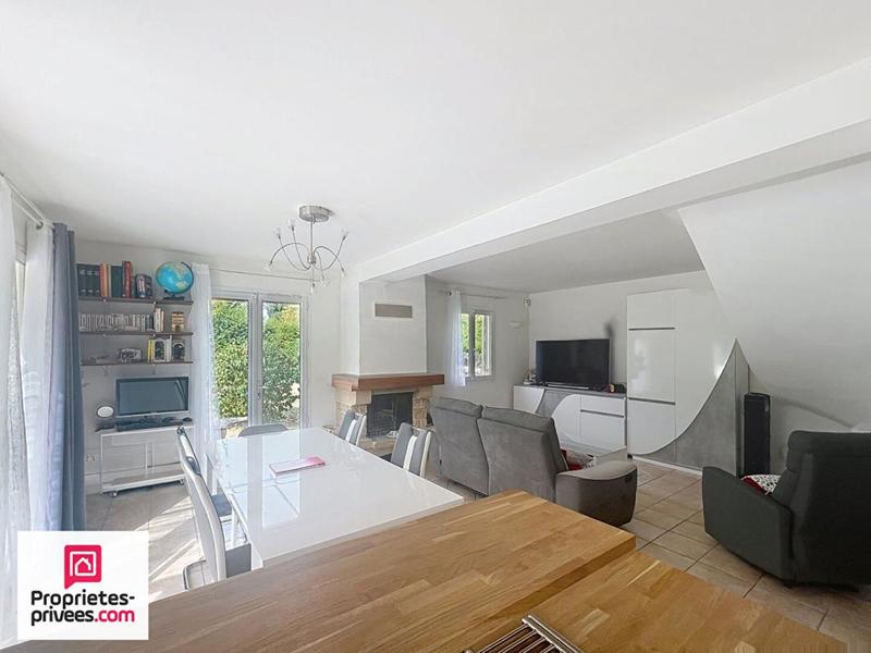 Villa - 100 m² - 5 pièces