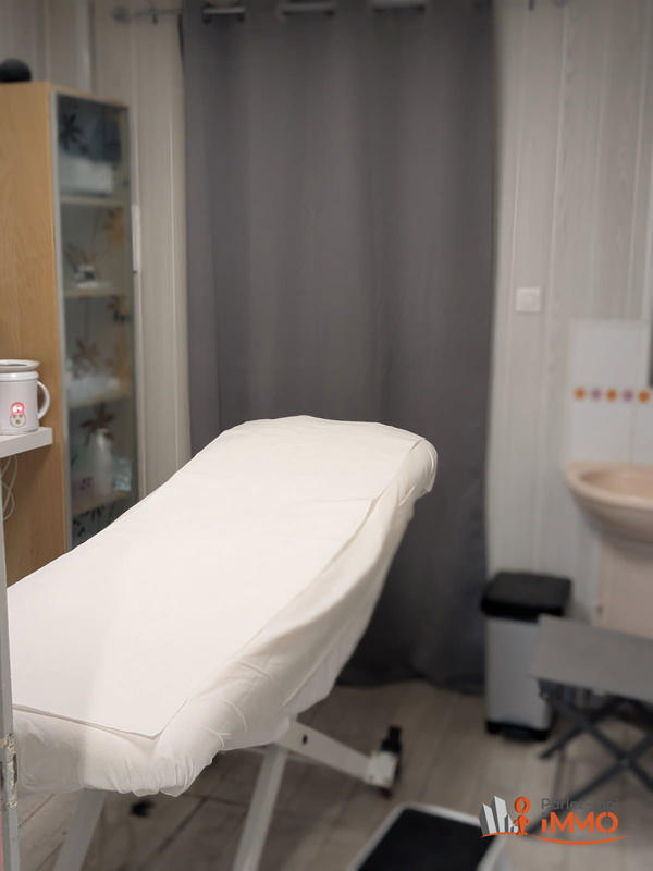 Fonds de commerce - 115 m²