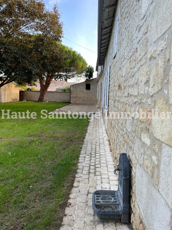 Longère - 143 m² - 4 pièces