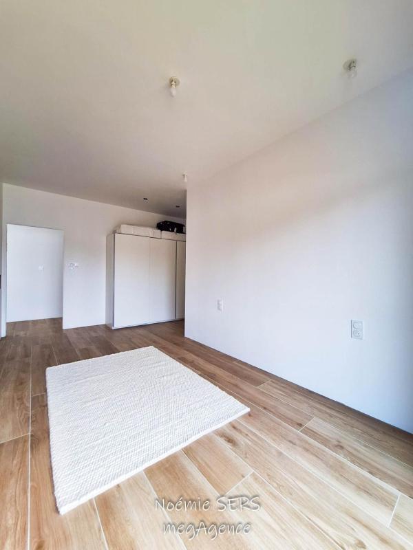 Maison - 220 m² - 7 pièces