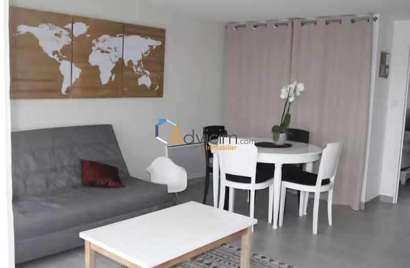 Maison - 191 m² - 8 pièces