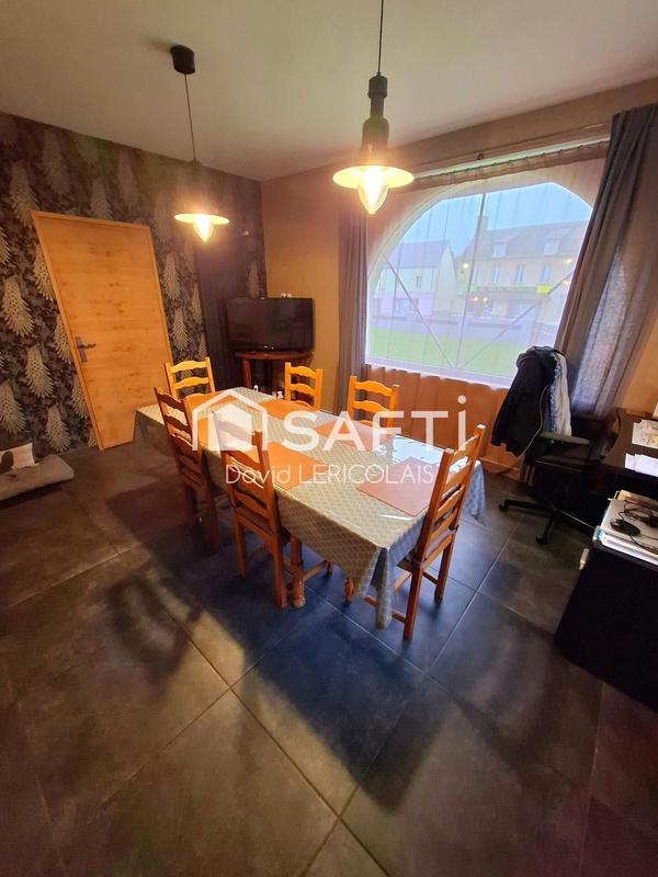 Maison - 130 m² - 7 pièces