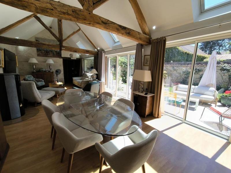 Maison ancienne - 211 m² - 7 pièces