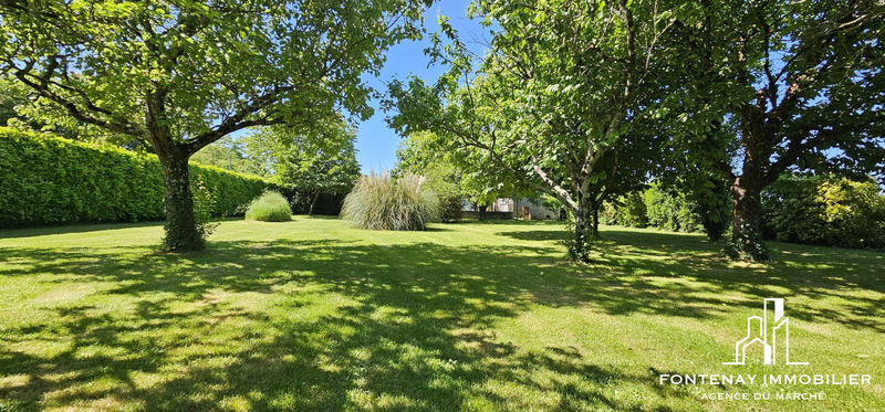 Maison - 198 m² - 7 pièces