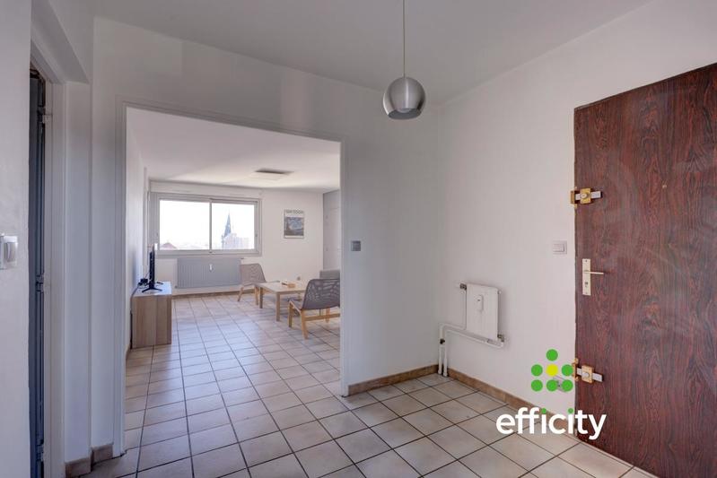 Appartement - 97 m² - 5 pièces