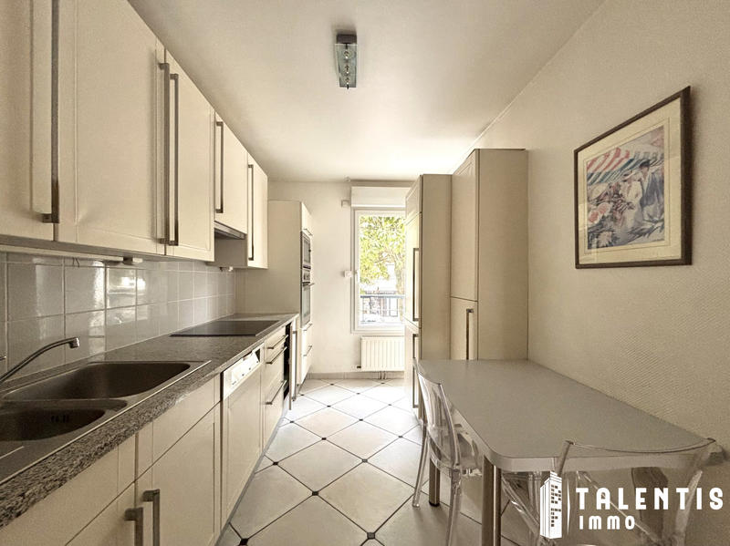 Appartement - 96 m² - 4 pièces