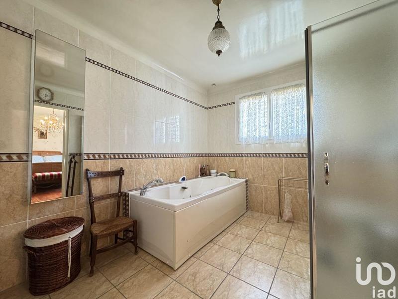 Maison - 195 m² - 6 pièces