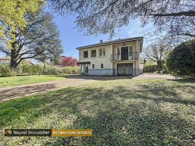 Maison - 96 m² - 4 pièces