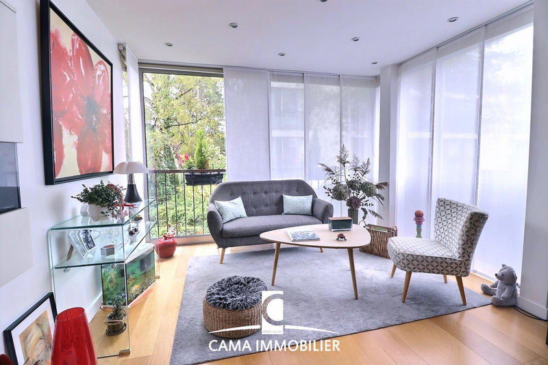 Appartement - 81 m² - 3 pièces