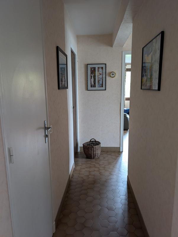 Maison - 142 m² - 9 pièces