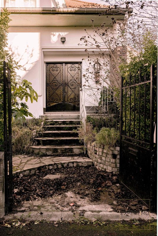 Villa - 233 m² - 8 pièces