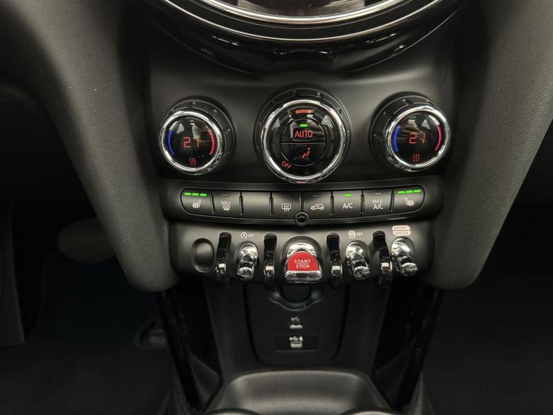 Mini 5 portes Hatch F55 Lci II Cooper s 178 ch Finition Camden