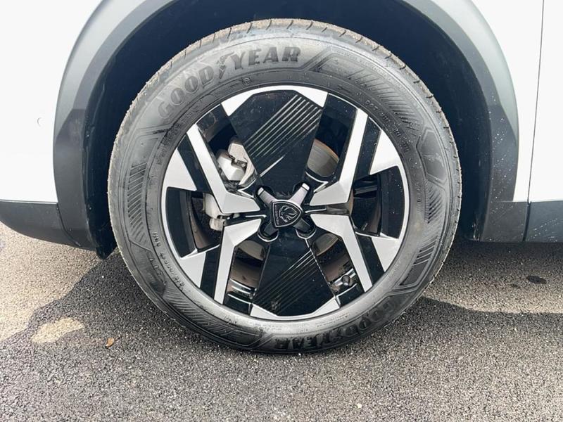 Peugeot 2008 II 100 ch Allure