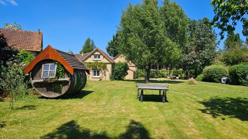 Maison - 175 m² - 9 pièces