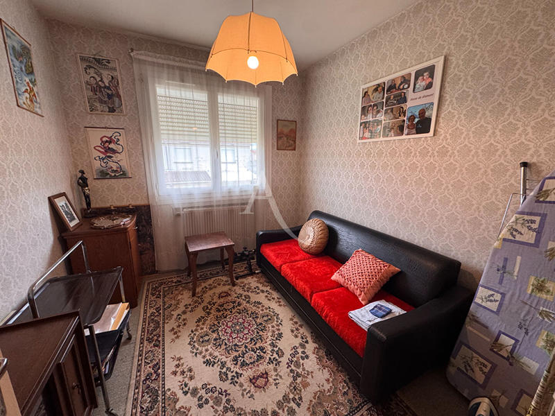 Maison - 90 m² - 5 pièces