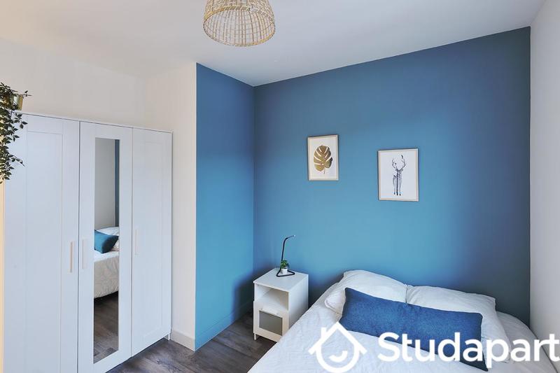 Chambre - 11 m² - 1 pièce