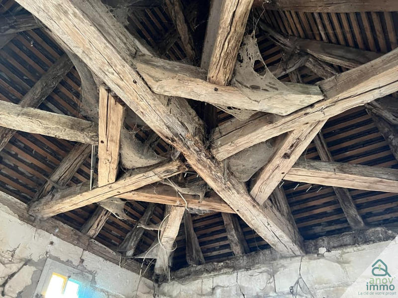 Propriété - 242 m² - 8 pièces