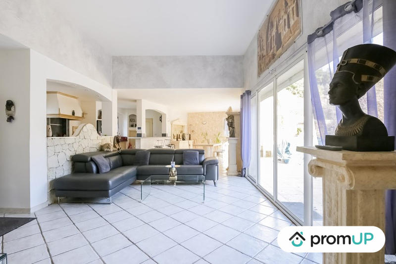 Maison - 146 m² - 5 pièces