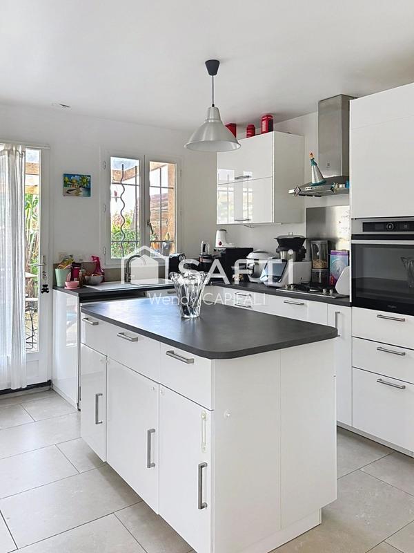 Maison - 90 m² - 4 pièces