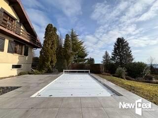 Maison - 230 m² - 7 pièces