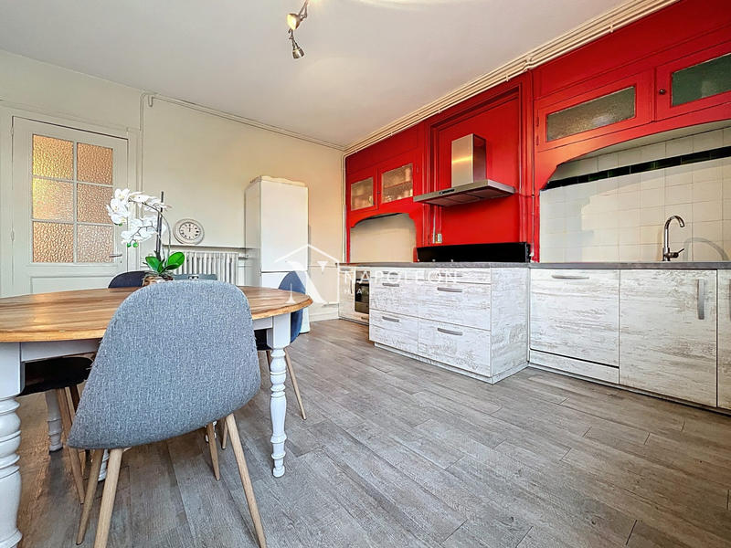 Appartement - 104 m² - 4 pièces