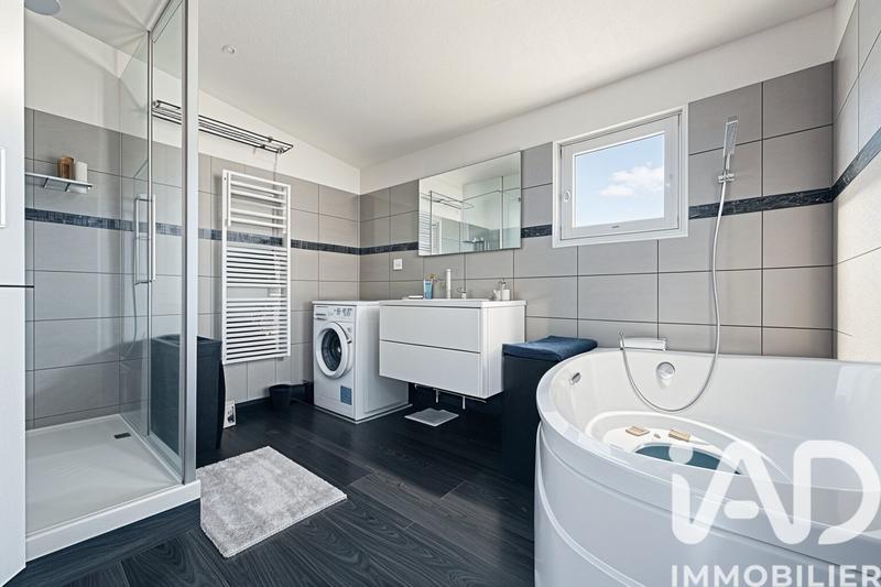 Maison - 88 m² - 4 pièces