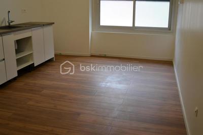 Studio - 49 m² - 1 pièce