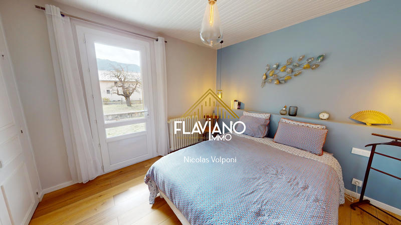 Appartement - 108 m² - 4 pièces