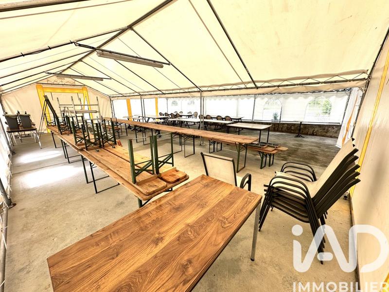 Terrain - 68 672 m²