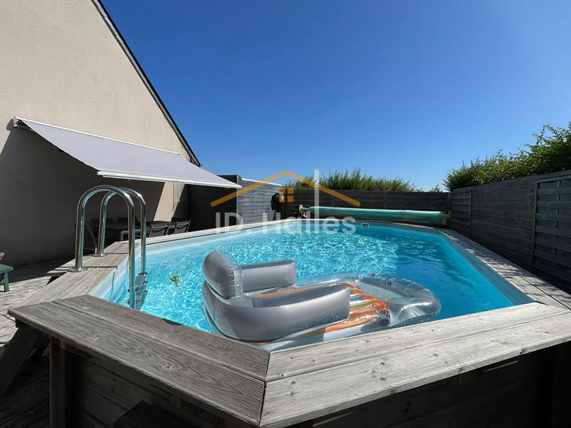 Maison - 161 m² - 9 pièces