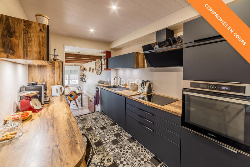 Corps de ferme - 227 m² - 10 pièces