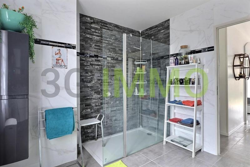 Maison - 151 m² - 7 pièces