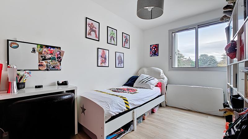 Appartement - 90 m² - 5 pièces