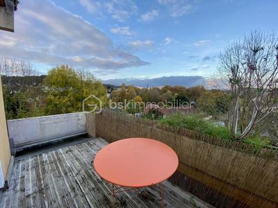 Appartement - 77 m² - 4 pièces