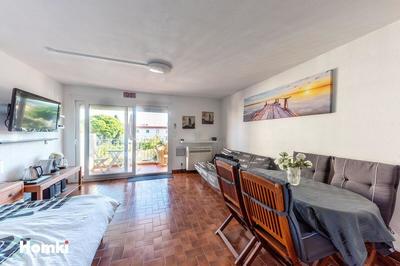 Studio - 30 m² - 1 pièce