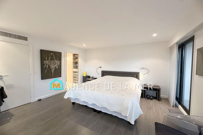 Appartement - 121 m² - 4 pièces