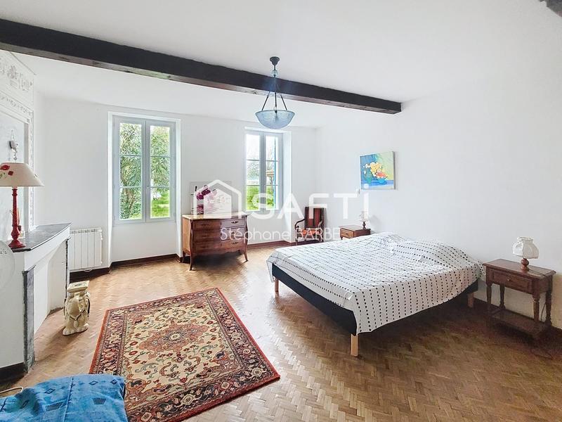 Maison - 166 m² - 6 pièces