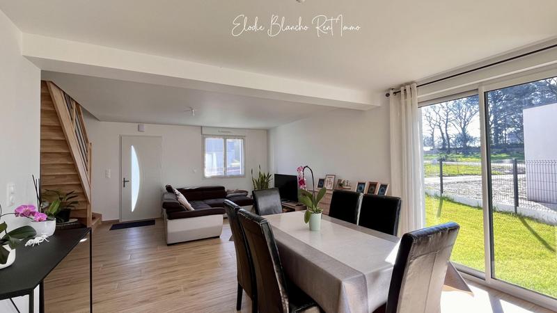 Maison - 111 m² - 6 pièces