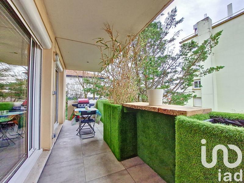 Appartement - 81 m² - 3 pièces