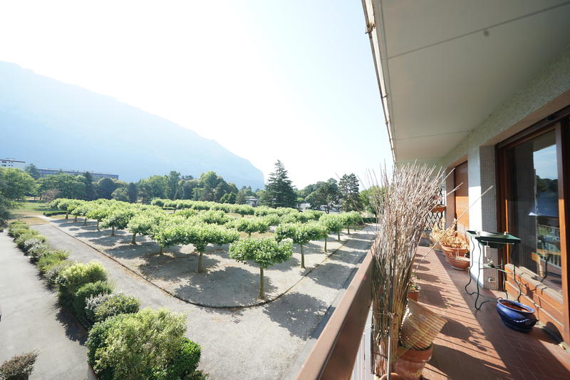 Appartement - 112 m² - 5 pièces