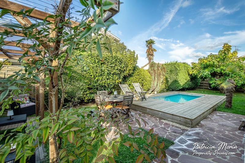 Maison - 165 m² - 6 pièces