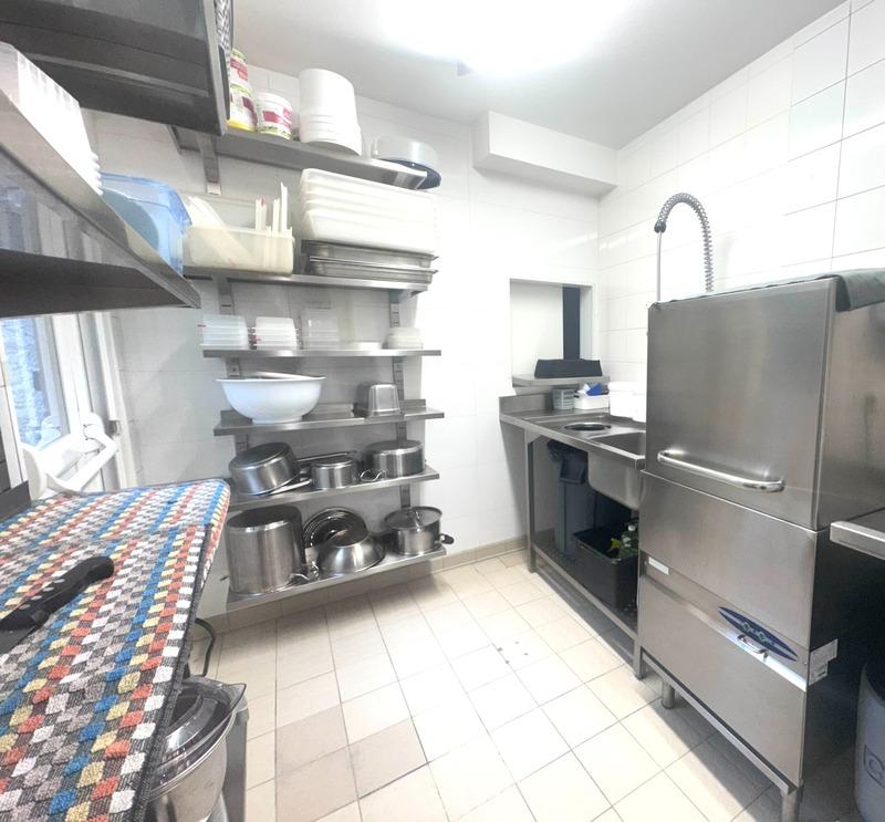 Fonds de commerce - 235 m²