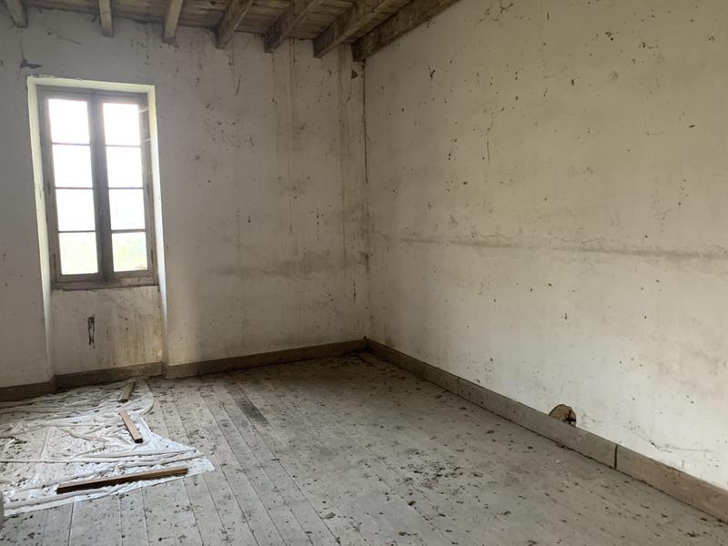 Maison ancienne - 280 m² - 6 pièces