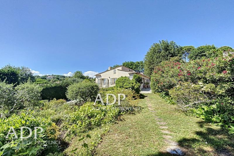 Maison - 190 m² - 7 pièces