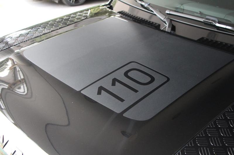 Land Rover Defender V8 110 P525 Edition 007 Bva8