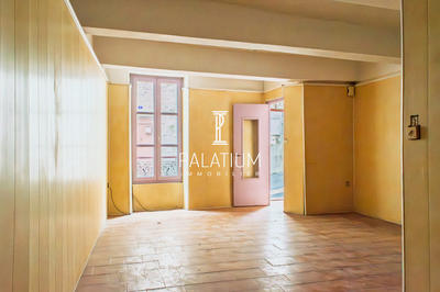 Appartement - 91 m² - 4 pièces