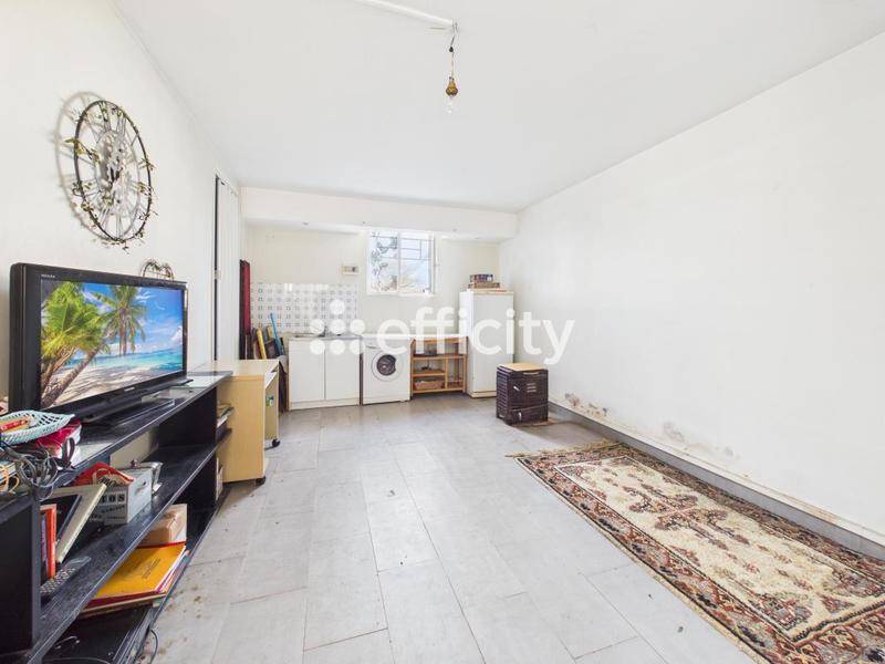 Pavillon - 81 m² - 7 pièces