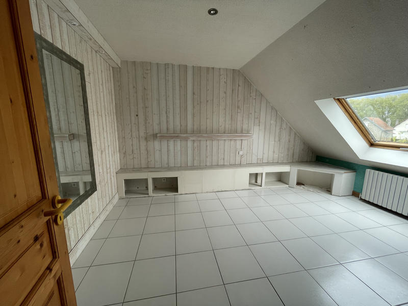 Maison - 148 m² - 6 pièces