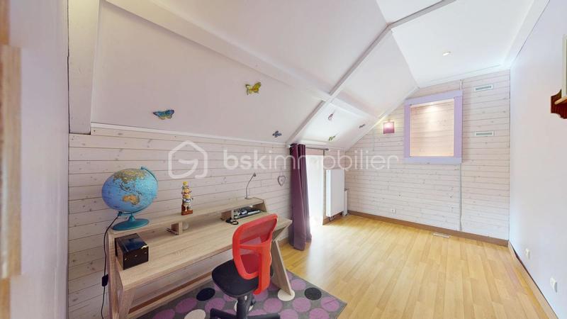 Corps de ferme - 340 m² - 11 pièces